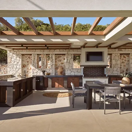 빌라 Elpida Luxury Villa, With Infinity Pool & Whirlpool, By Thinkvilla