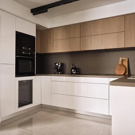 Elpida Luxury Villa, With Infinity Pool & Whirlpool, By Thinkvilla *