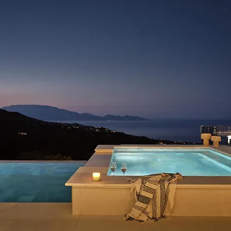 Villa Elpida Luxury Villa, With Infinity Pool & Whirlpool, By Thinkvilla Skinária